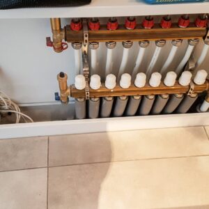 ogrzewanie podłogowe - Suchy Las ul. Chabrowa