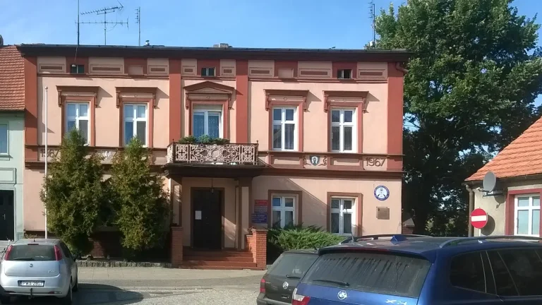 Skoki - kompleksowa wymiana instalacji w budynku USC